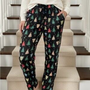 Festive Black Tree Print Women's pajama Pants